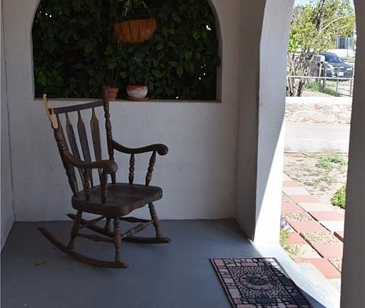 4th image of 7503 Acapulco Ave