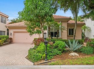 7081 Mallorca Cres, Boca Raton, FL 33433