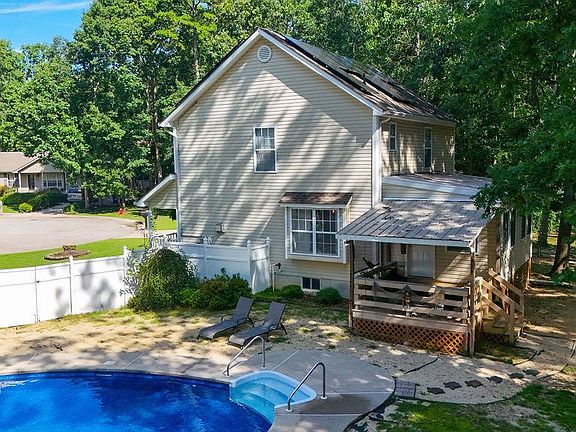 5th image of 1211 Joann Dr