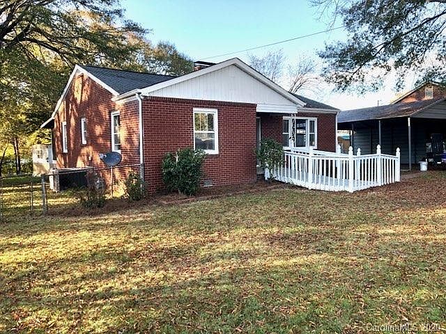 1st image of 1213 Baker Blvd