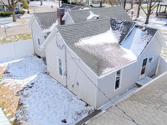 4th image of 600 N Sycamore St
