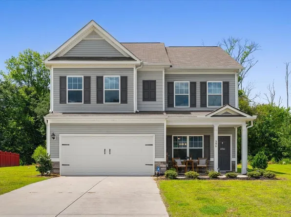 586 Collington Cir, Dalton, GA 30721