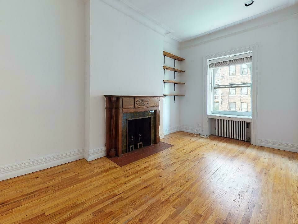 1st image of 323 W 82nd St APT 5A