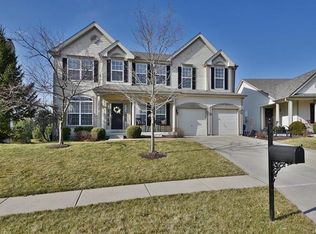 319 Greenshire Ln, Dardenne Prairie, MO 63368