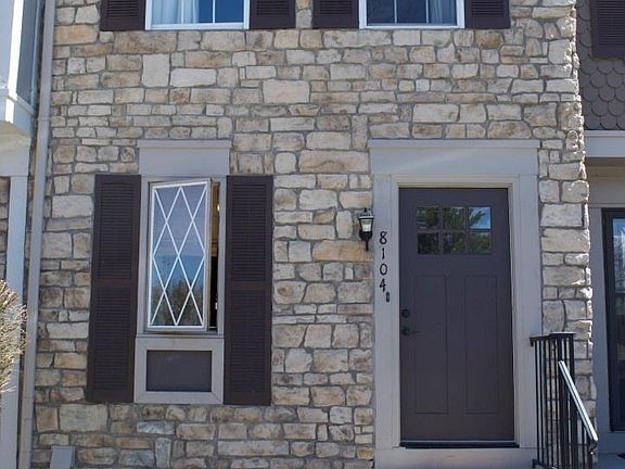 2nd image of 8104 S Fillmore Cir