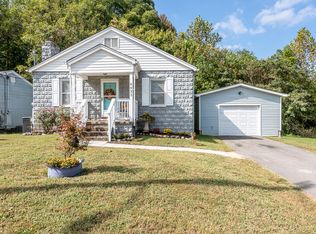 4933 Cabin Rd, Knoxville, TN 37918