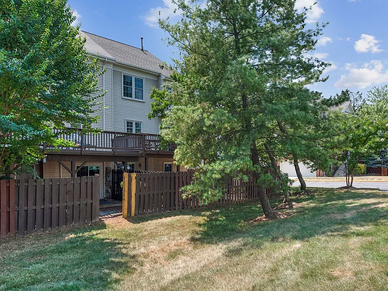 7035 Fieldhurst Ct #1 — Photo 4