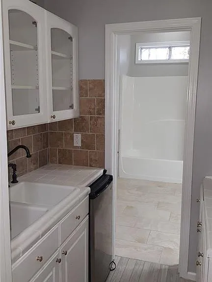3885 Waterford Dr — Photo 23