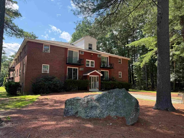 1 Charleston Avenue #1, Londonderry, NH 03053