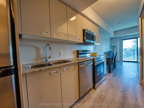 3rd image of 652 Princess St #505