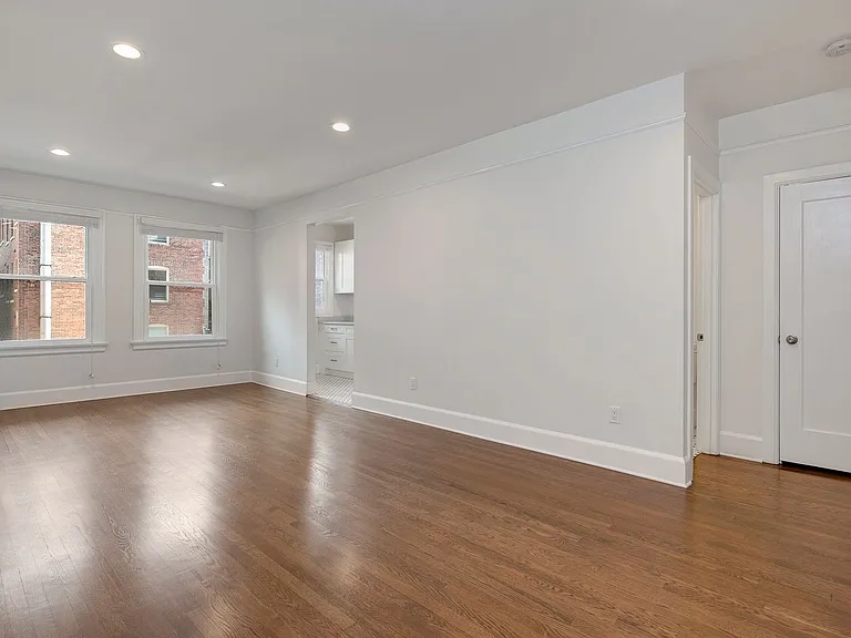 Fionia Apartments — Photo 32