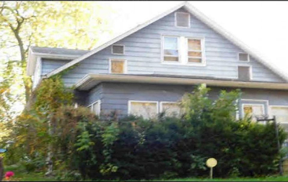 Call. Accepting Offers Now!