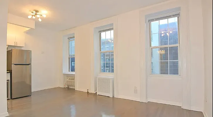 Rented by Oxford Property Group | media 7