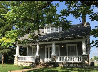 1237 N Robberson Ave, Springfield, MO 65802