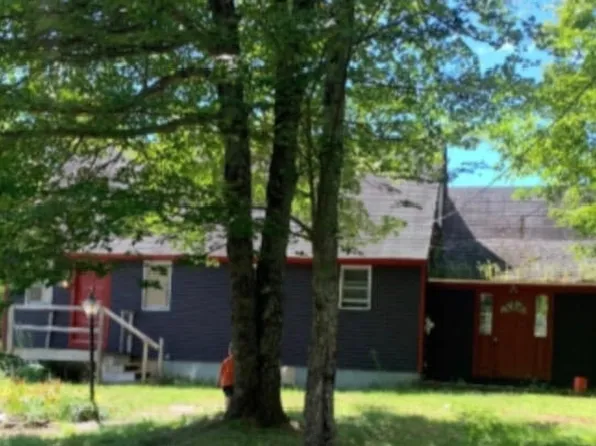 9 Brighton Road, Wellington, ME 04942