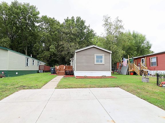 2nd image of 5322 Sandpiper Ln