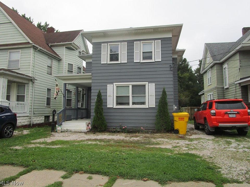 1st image of 815 Main St