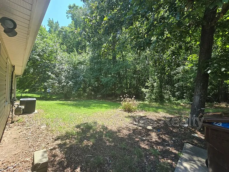 2612 Ernest St — Photo 19