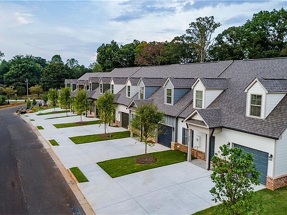 3rd image of 3726 Shades Valley Ln #15