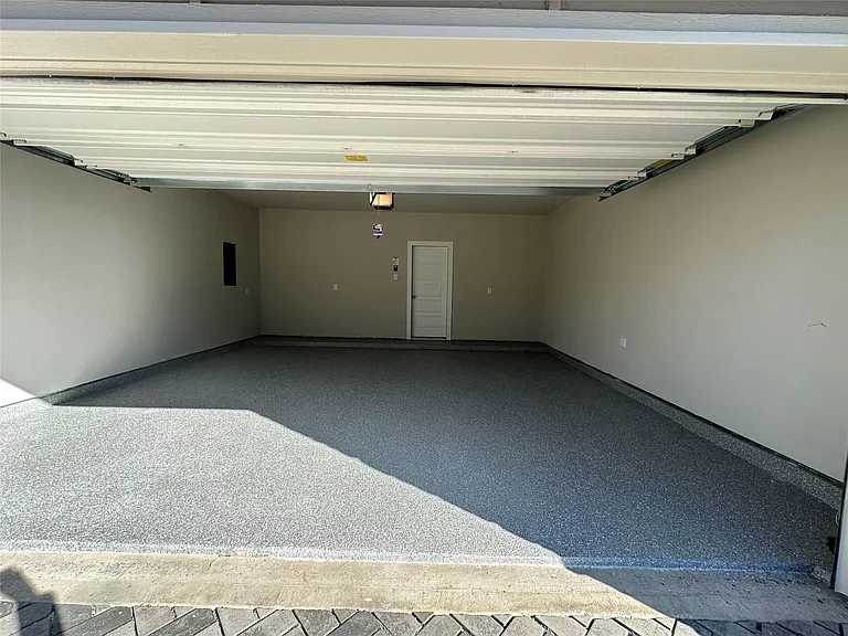 3113 Moontide Ln — Photo 37
