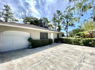 1628 Hawthorne Pl, Wellington, FL 33414