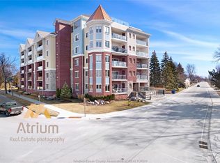 6 Park St #501, Kingsville, ON N9Y0E7