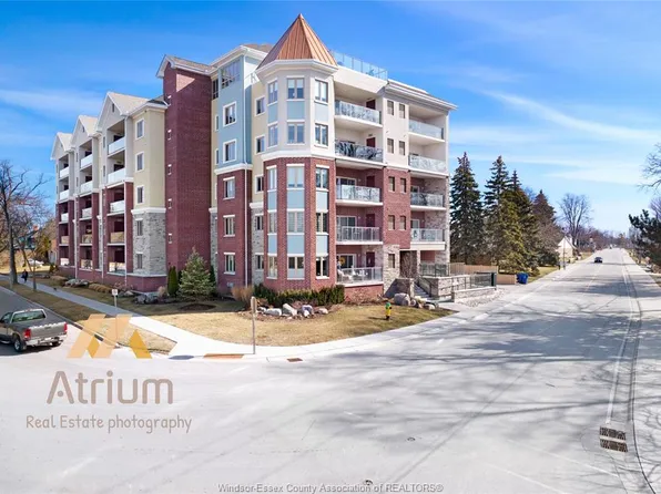 6 Park St #501, Kingsville, ON N9Y 0E7