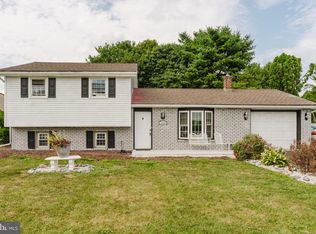 1310 Birch Rd, Lebanon, PA 17042