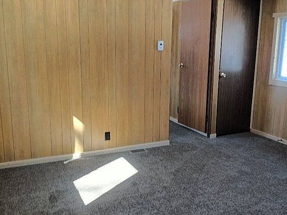 4th image of 300 Chenevert Ave #A