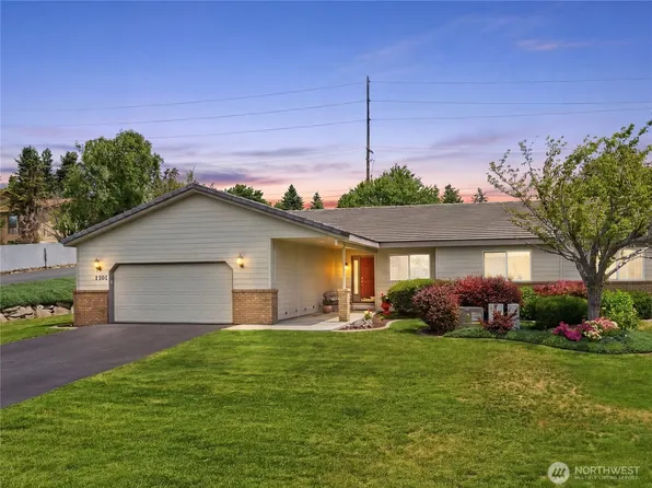 1380 Eastmont Avenue #1301, East Wenatchee, WA 98802