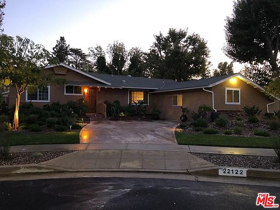 2nd image of 22122 Hemmingway St