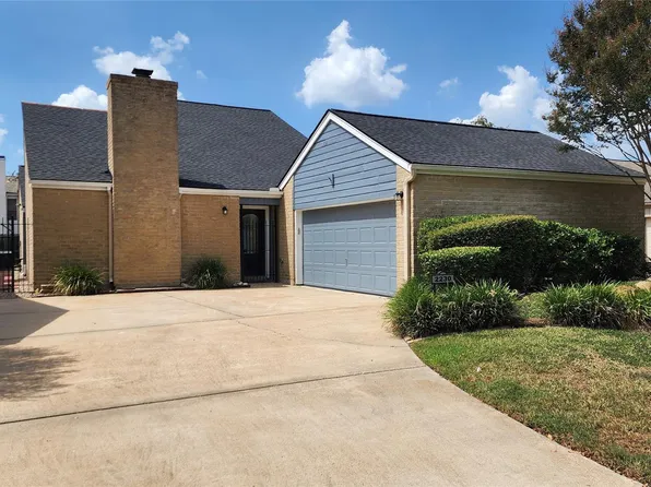 2230 Ashford Hollow Ln, Houston, TX 77077