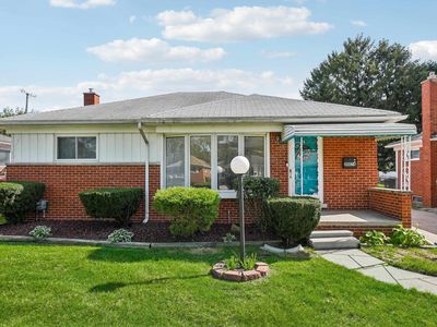 24874 Raven Ave, Eastpointe, MI, 48021