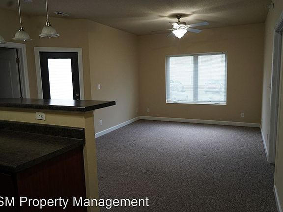 5th image of 119 Crystal St Unit 104