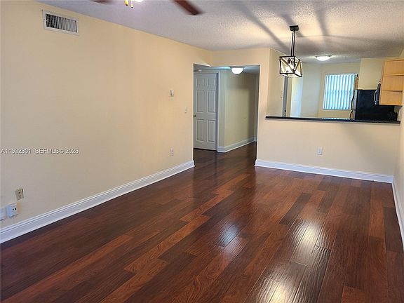 2nd image of 9983 Nob Hill Ct