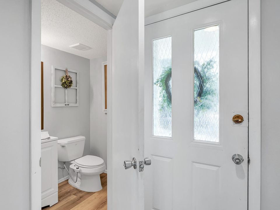 1st image of 154 Bayou Dr