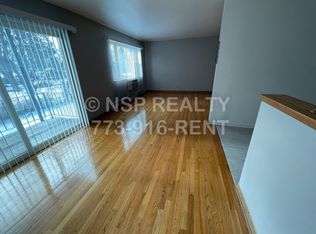 1026 S River Rd APT 3B, Des Plaines, IL 60016