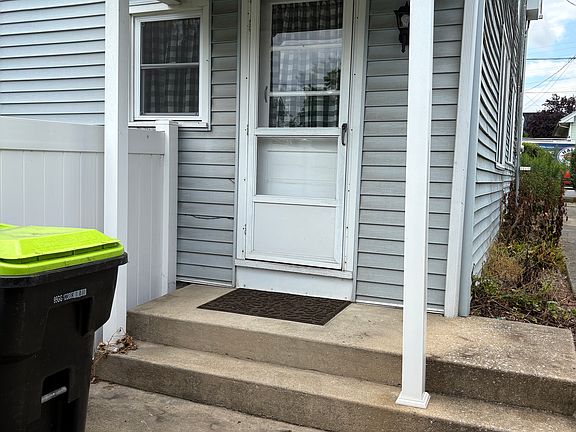 4th image of 1248 E Old Cumberland St #1