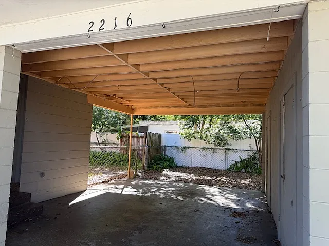 2216 Mount Vernon St — Photo 22
