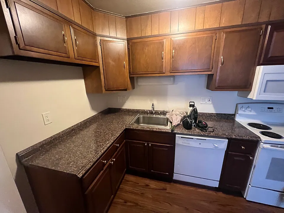 Picture of actual kitchen