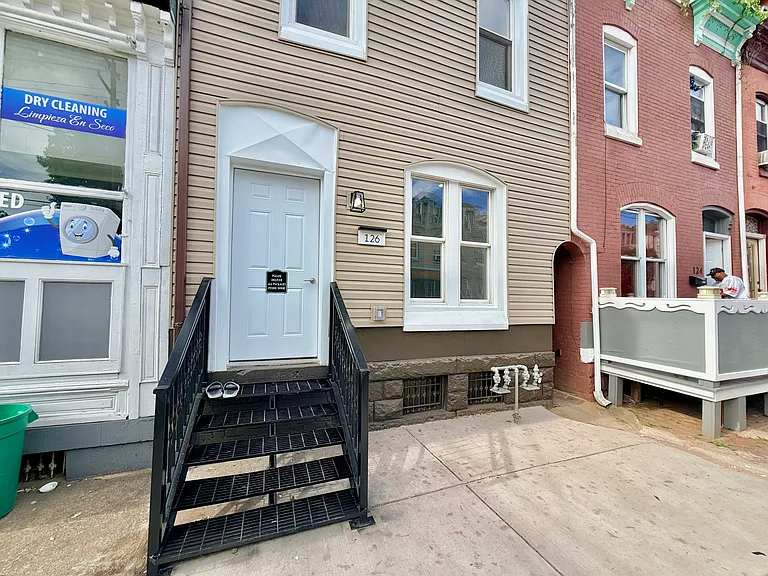 126 Buttonwood St #2 — Photo 23