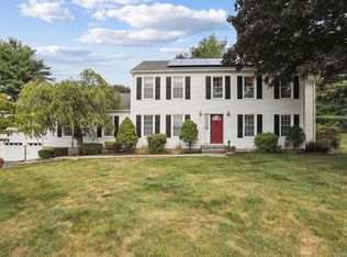 17 Hundred Acres Rd, Newtown, CT 06470