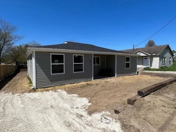 93 S Sugartree St, Wilmington, OH 45177