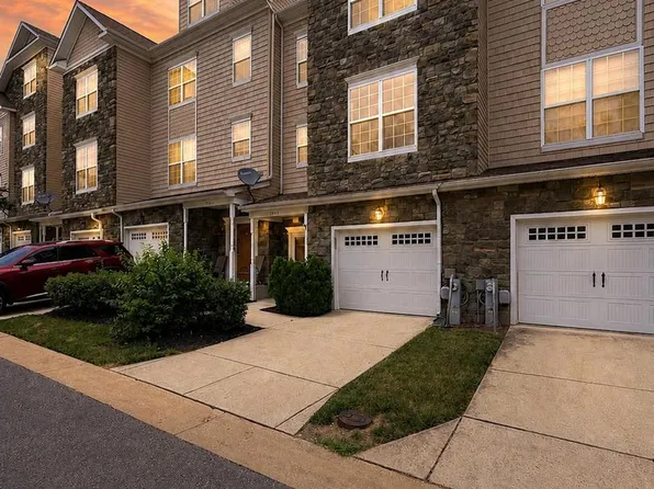 3660 Bedford Dr, North Beach, MD 20714