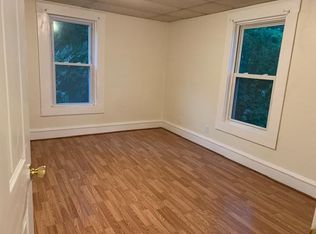 62 N Main St, Westford, MA 01886