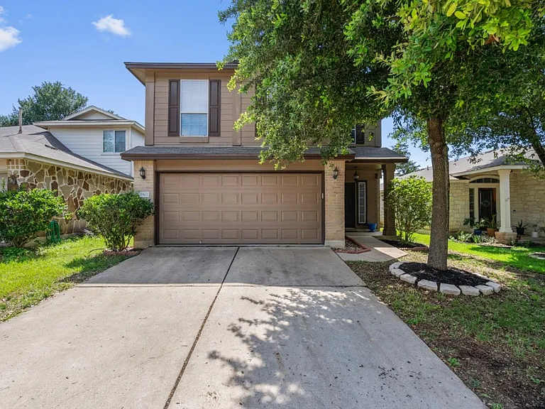 11502 Johnny Weismuller Ln — Photo 2