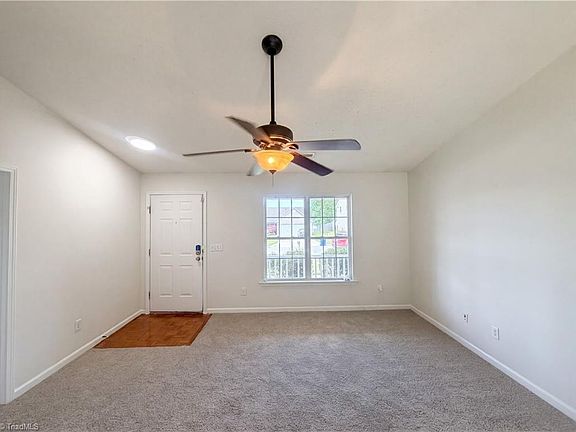 3rd image of 1807 Antler Ct