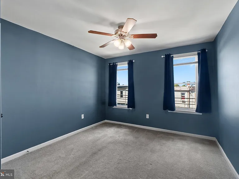 324 Oldham St — Photo 20
