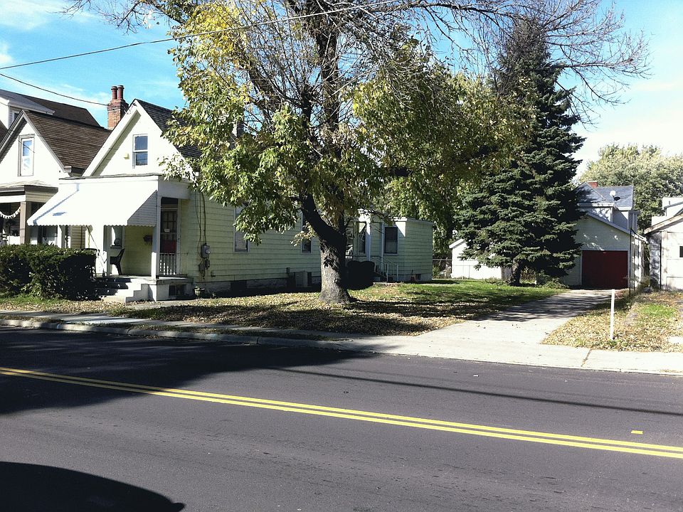 1st image of 8 Township Ave