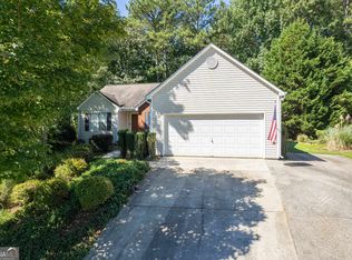 5042 Meridian Lake Dr, Monroe, GA 30655